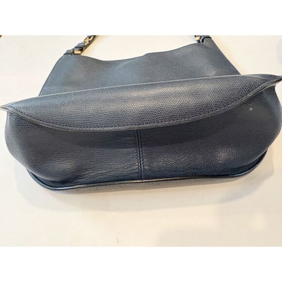 Valextra Hobo Weekend Medium Handbag Navy Made in Italy Leather $2,580.00 - Picture 5 of 11